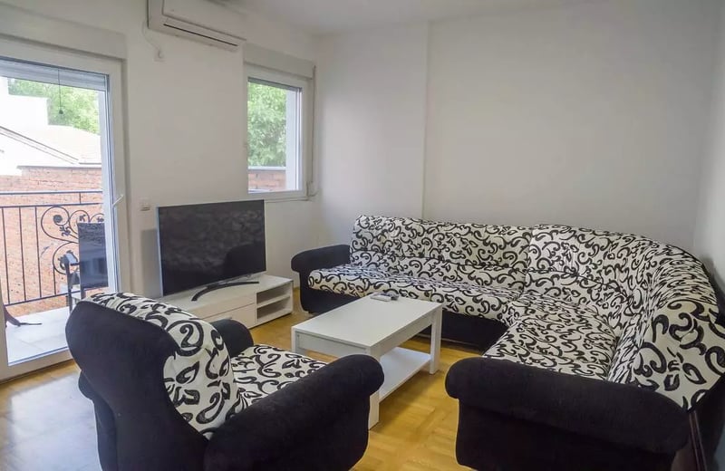 Langzeitmiete einer 2-Zimmer-Wohnung 47 m² in Voždovac, Belgrad, Serbien