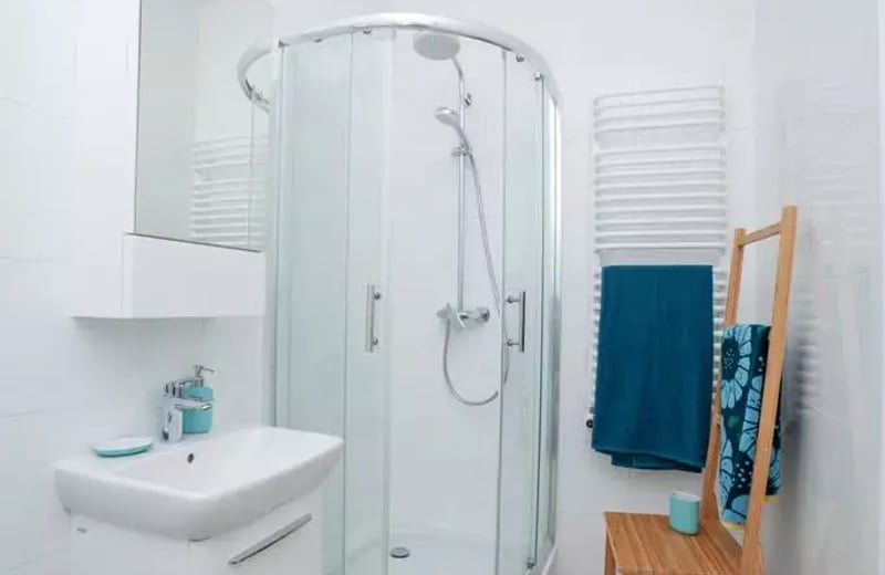 Alquiler a largo plazo: departamento de 2 habitaciones de 55 m² en Stare Miasto, Cracovia, Polonia