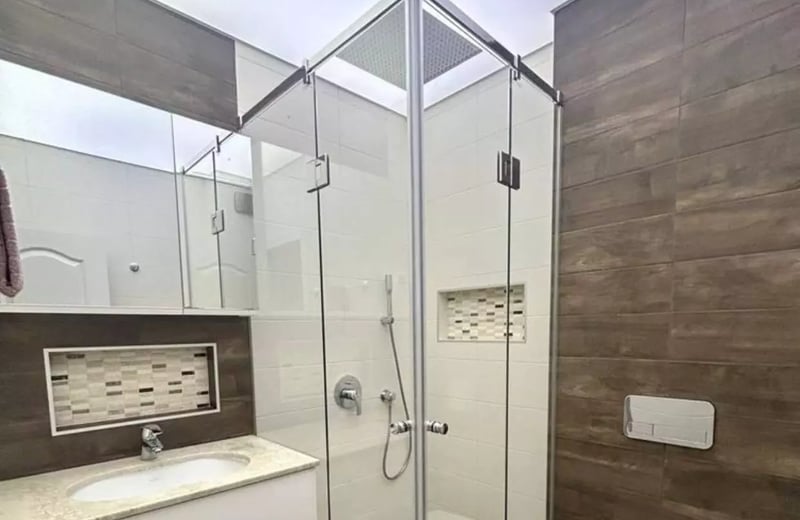 Langzeitmiete 4-Zimmer-Wohnung — Varna, Park Vazrazhdane, Bulgarien