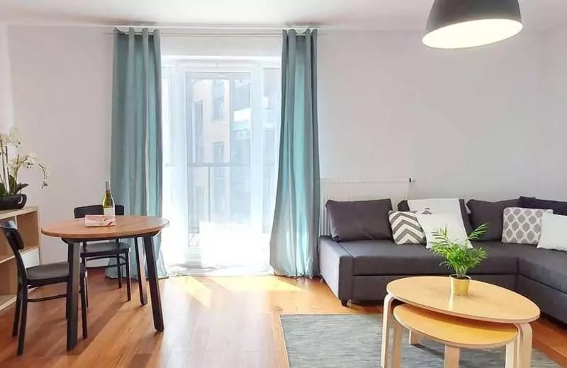 Langzeitmiete 2-Zimmer-Wohnung 52 m²,  Breslau, Polen
