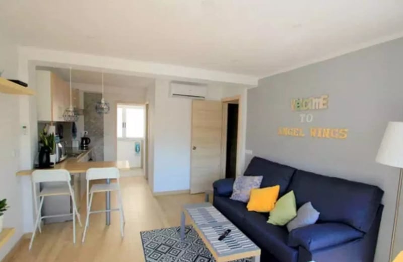 Long-term rental apartment with 3 bedrooms 100 m², Alicante, Spain