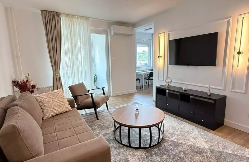 Location longue durée appartement 2 pièces, 50 m², quartier Novi Beograd, Belgrade, Serbie