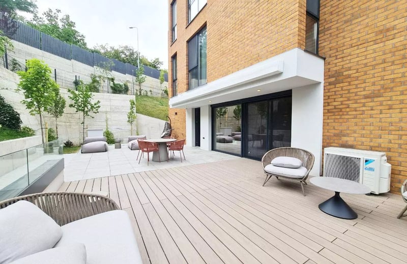 Долгосрочная аренда дуплекса с 3 спальнями, Брашов, Румыния