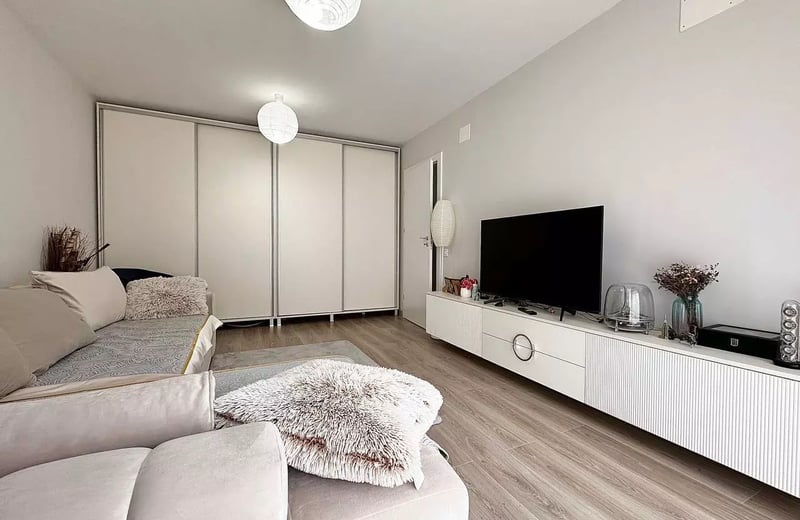 Долгосрочная аренда 2-комнатной квартиры в Брашове, Румыния