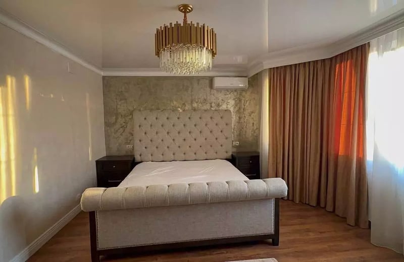 Долгосрочная аренда 4-комнатной виллы 350 м² в Констанца, Румыния