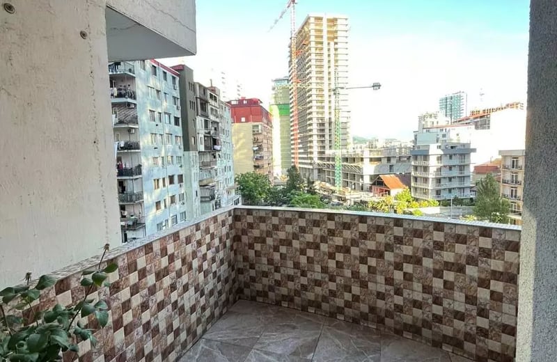 Langzeitmiete einer 1+1-Wohnung mit 60 m², Batumi, Georgien
