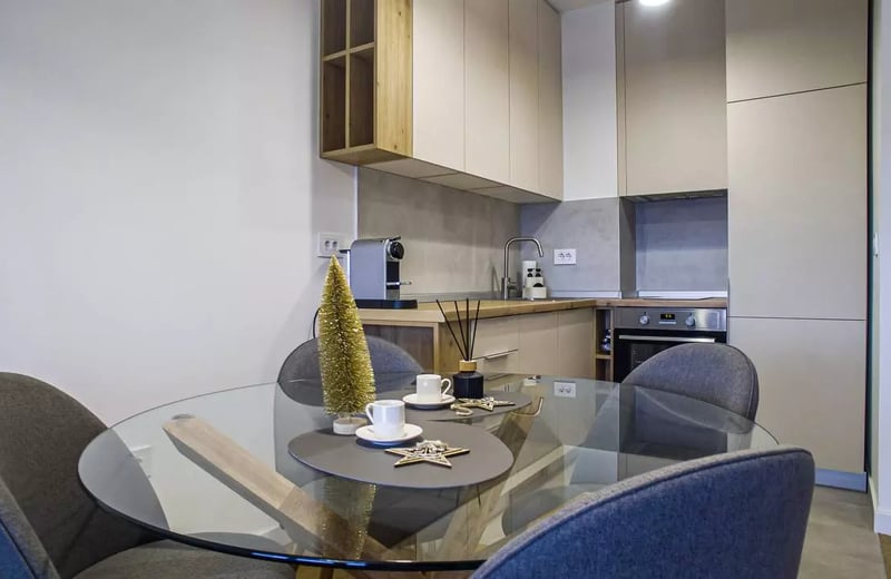 Langzeitmiete einer 2-Zimmer-Wohnung mit 40 m² im Sakura Park, Neu-Belgrad, Serbien