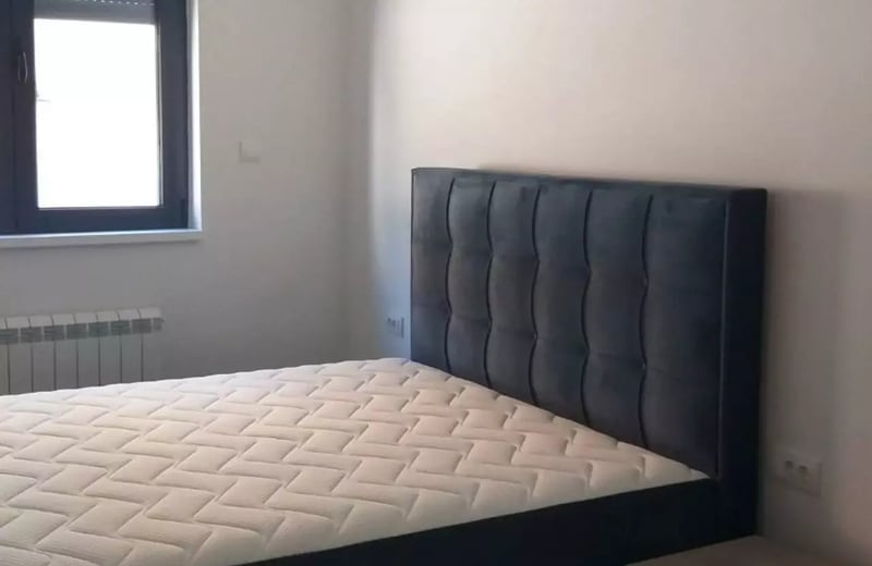 Alquiler a largo plazo de apartamento de 3 habitaciones 70 m² en Vračar, Belgrado, Serbia