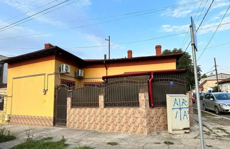 Долгосрочная аренда 3-комнатного дома 100 м² в районе Stadionul Farul / Faleza Nord, Констанца, Румыния