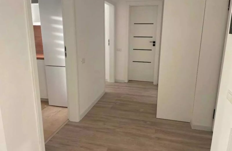 Длительная аренда 2-х комнатных апартаментов 77 м² в Констанце, Румыния