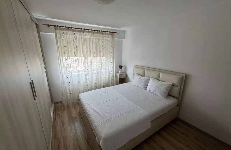 Long-term rental of 2-room apartment 53 m², Constanța, Romania