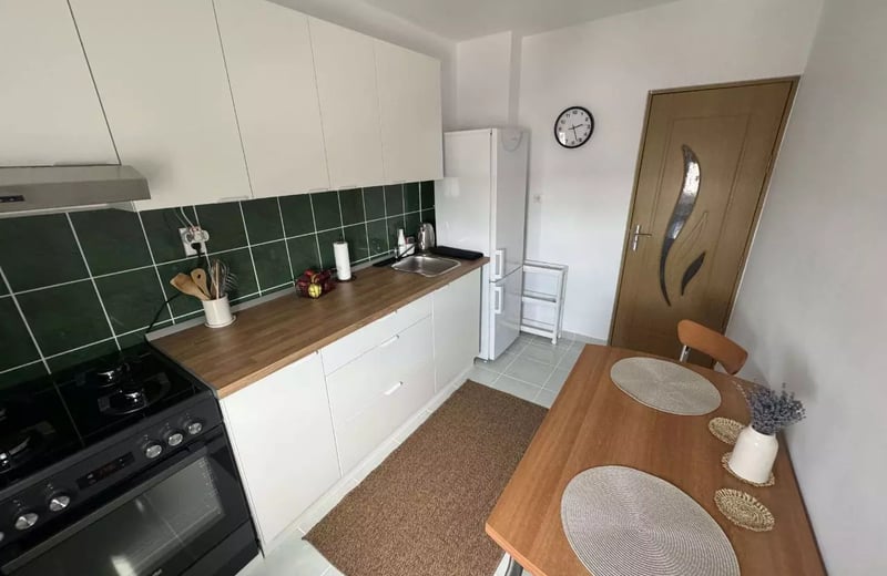 Long-term rental of 2-room apartment 53 m², Constanța, Romania