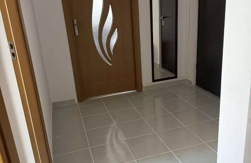 Long-term rental of 2-room apartment 53 m², Constanța, Romania