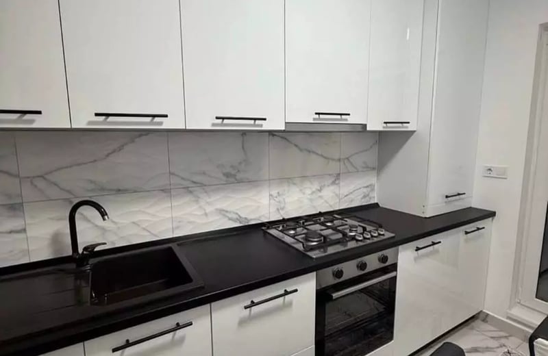 Location longue durée d’un appartement 2 pièces 65 m², Constanța, Roumanie