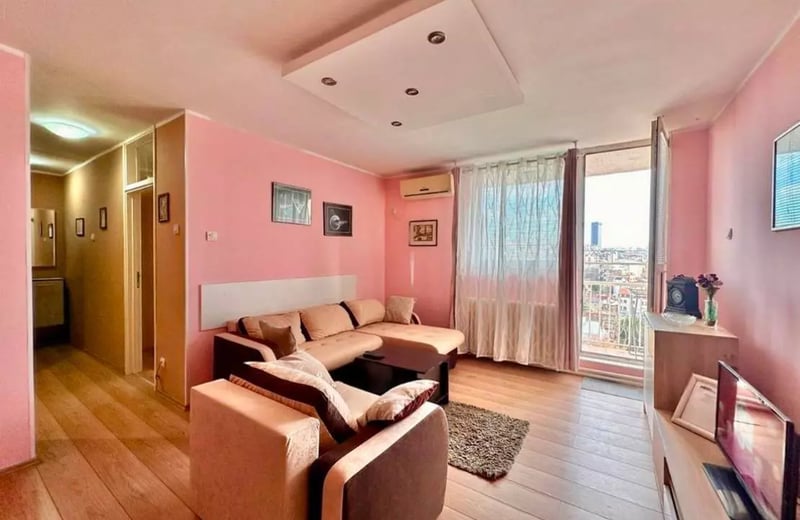 Langzeitmiete einer 3-Zimmer-Wohnung 65 m² — Stadtzentrum, Belgrad, Serbien