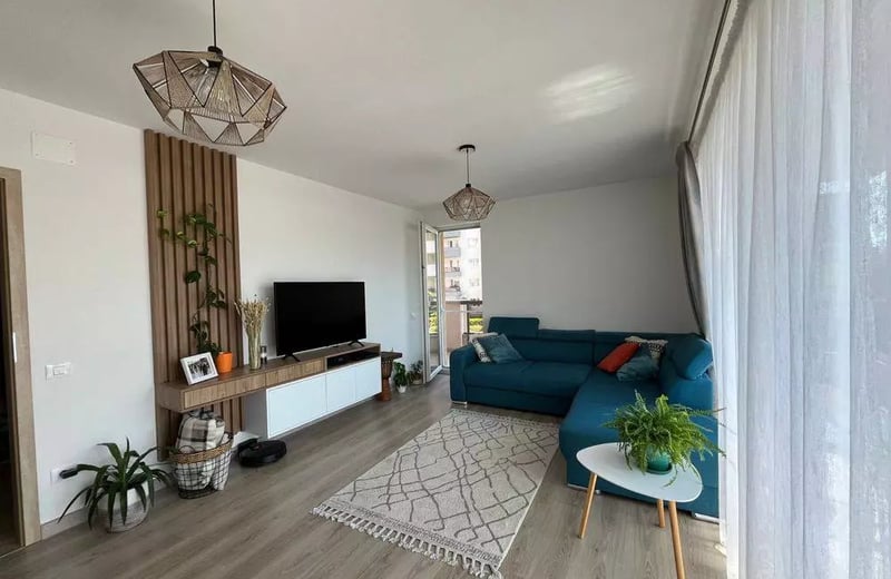 Langfristige Miete einer 3-Zimmer-Wohnung in Urban Plaza, Brașov, Rumänien