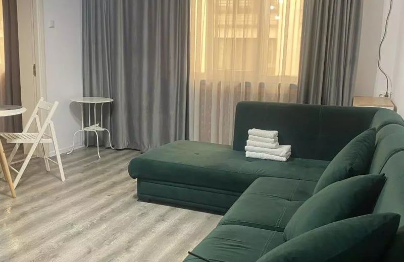 Location longue durée d’un appartement 2 pièces 50 m², Constanța, Roumanie