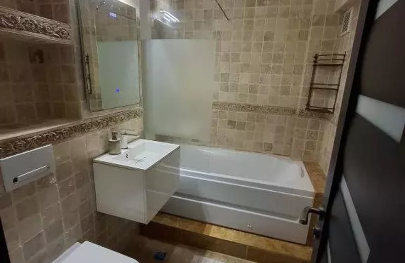 Долгосрочная аренда 3-комнатной квартиры 70 м² в районе Томис III, Констанца, Румыния