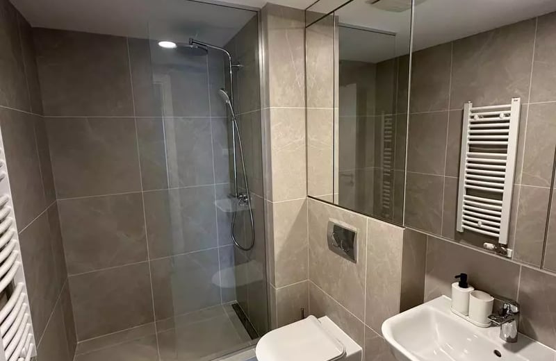 Alquiler a largo plazo de piso de 3 habitaciones 90 m² en Belgrado, Serbia