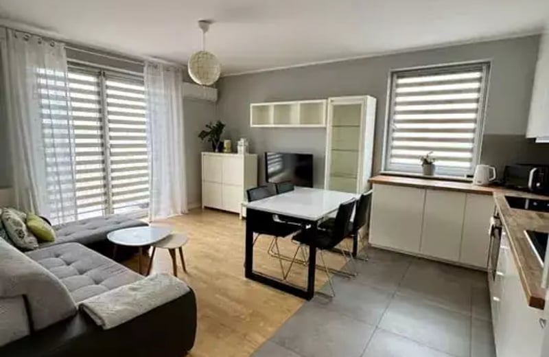 Долгосрочная аренда 3-комнатной квартиры 56 м² в районе Prądnik Biały, Краков, Польша