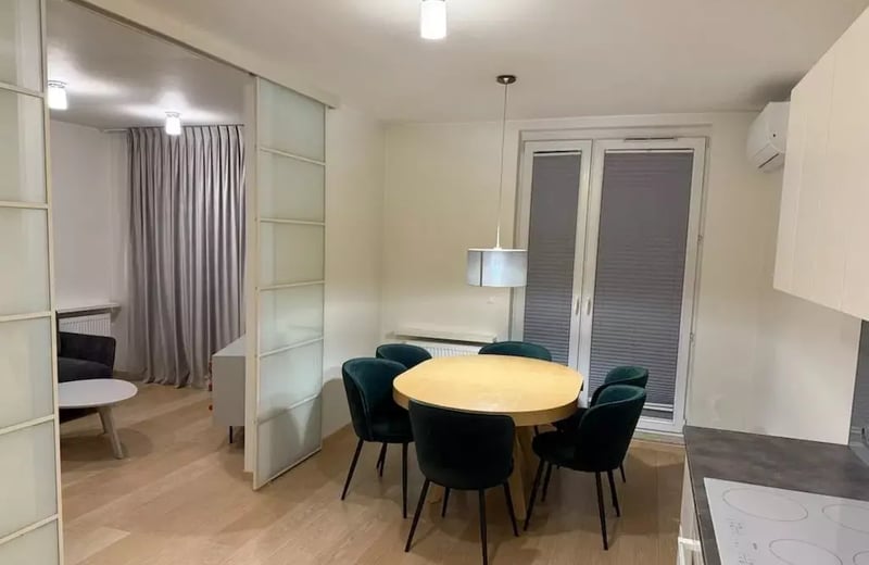 Location longue durée d’un appartement 3 pièces de 53 m² à Płaszów, Cracovie, Pologne