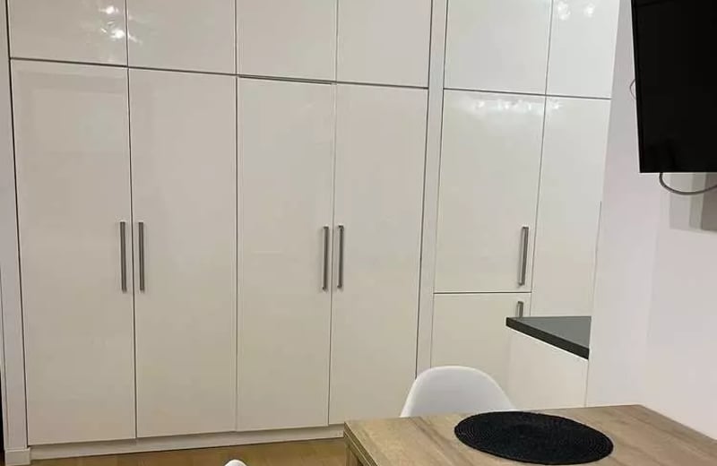 Location longue durée : appartement 2 pièces 34 m² dans le quartier Stary Mokotów, Varsovie, Pologne