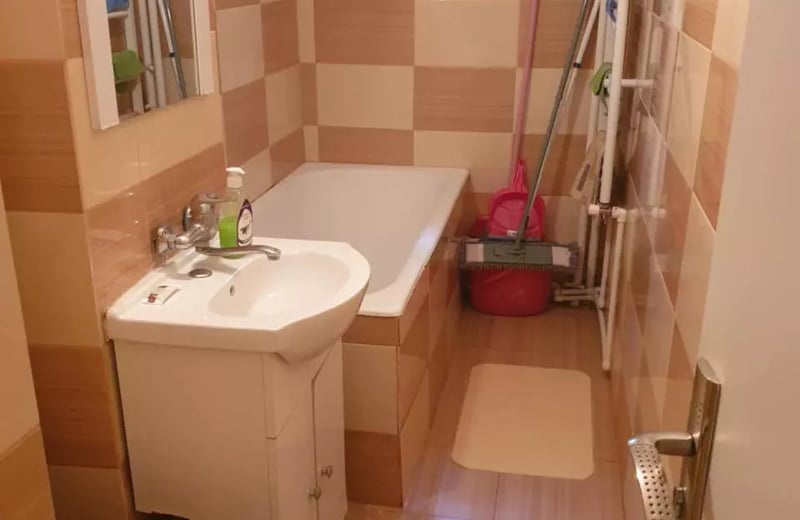 Long-term rental: 2-room apartment 45 m², Constanța, Romania