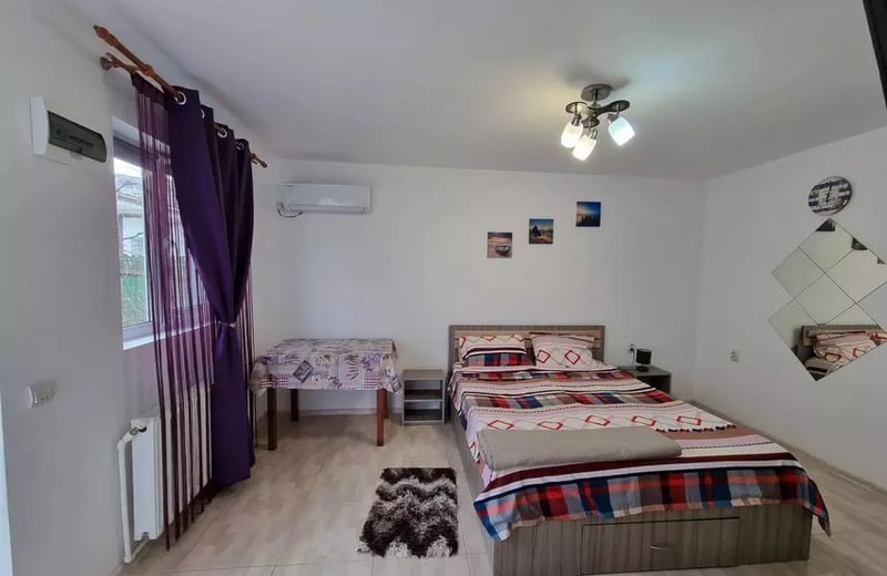 Долгосрочная аренда 1-комнатного дома 30 м² в районе Faleza Nord, Констанца, Румыния