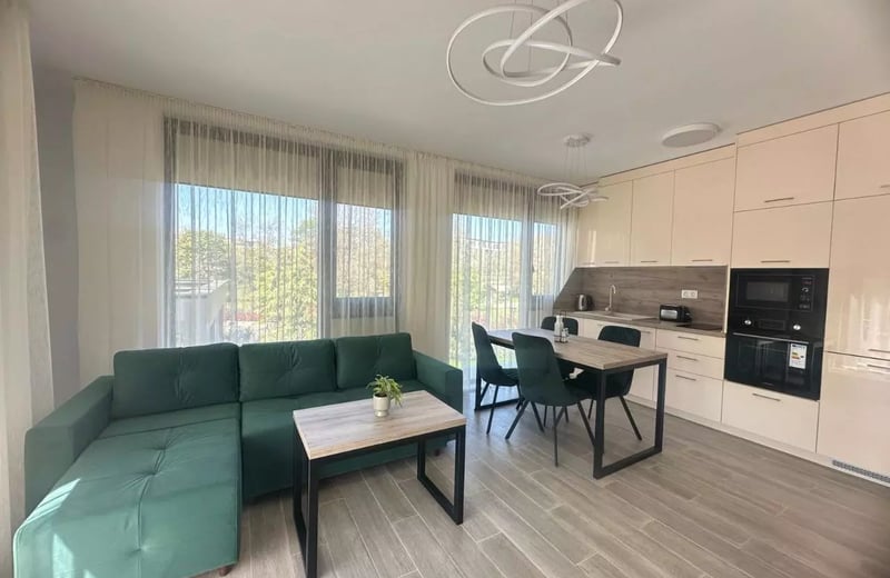 Langzeitmiete: 2-Schlafzimmer-Wohnung, Varna, Bulgarien