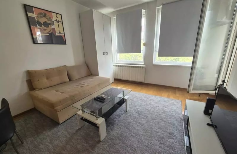 Alquiler a largo plazo de piso de 2 habitaciones 46 m² en Zvezdara, Belgrado, Serbia