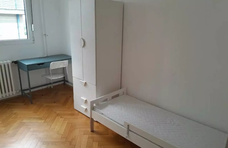 Долгосрочная аренда 3-комнатной квартиры 73 м² в районе Баново Брдо, Белград, Сербия