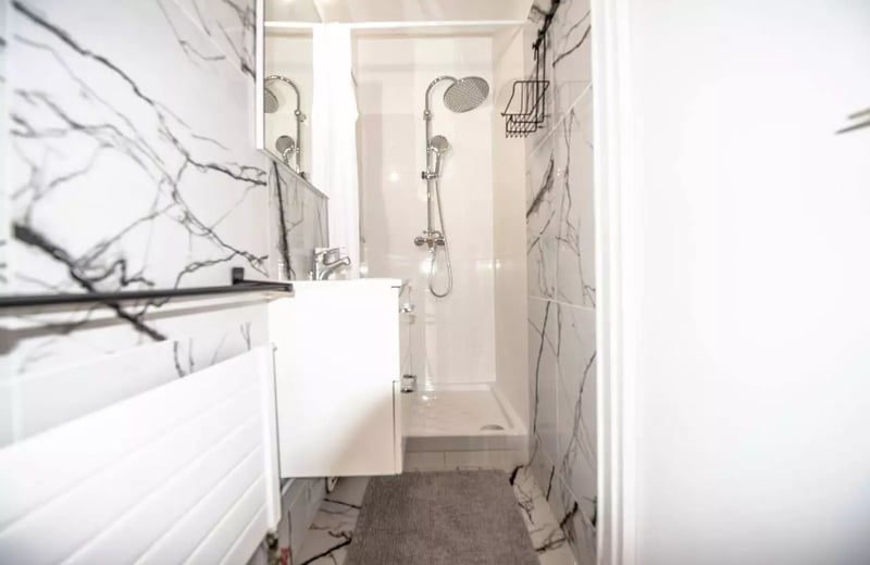 Long-term rental of a 4-room apartment, 91 m², in the 15th district of Paris, France
