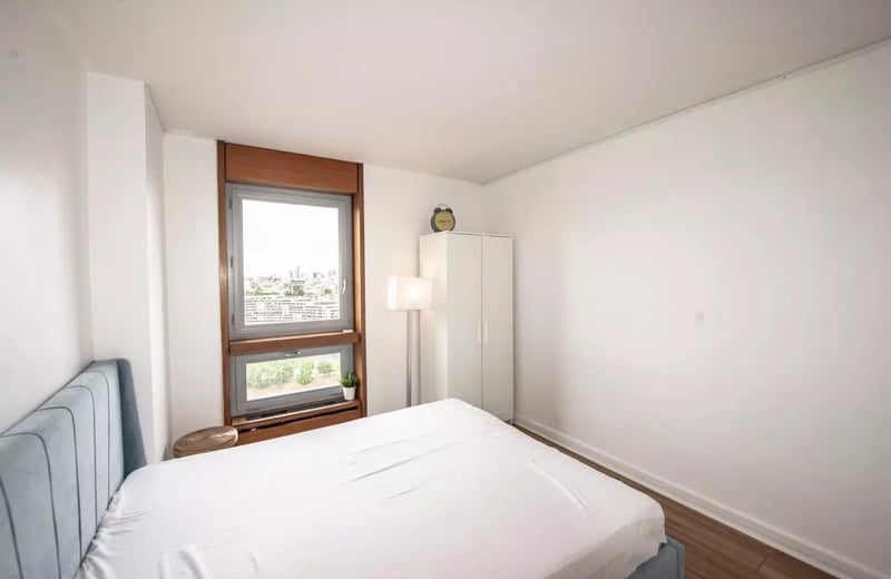 Long-term rental of a 4-room apartment, 91 m², in the 15th district of Paris, France