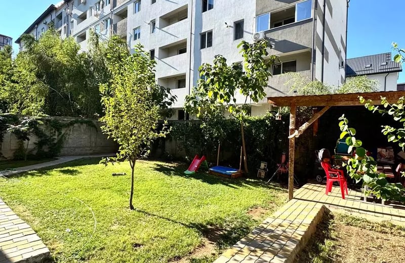 Alquiler a largo plazo de un piso de 2 habitaciones, 65 m², en Bucarest, Rumanía