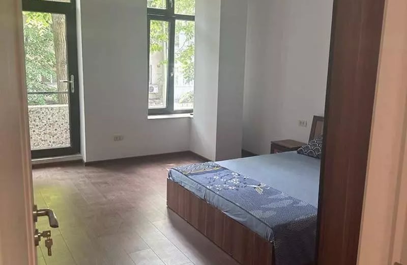 Langzeitmiete: 2-Zimmer-Wohnung 65 m², im Stadtzentrum, Constanța, Rumänien