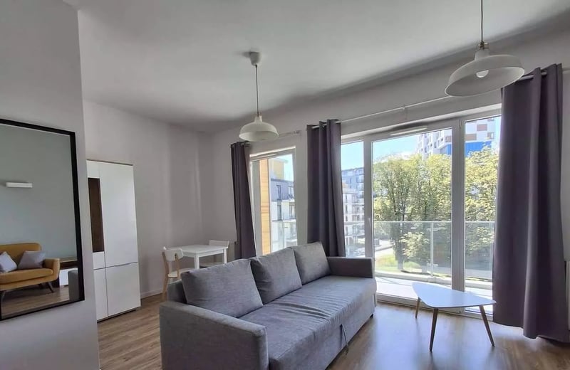 Alquiler a largo plazo de un estudio, 29 m², Cracovia, Polonia