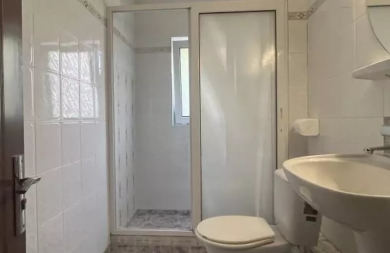 Langzeitmiete: 1+1-Wohnung, Stadtteil Operata, Varna, Bulgarien