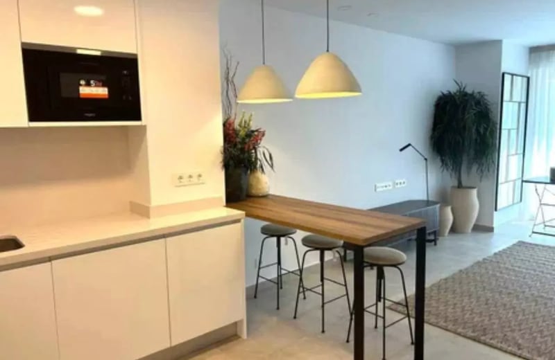 Долгосрочная аренда 2-спальной квартиры площадью 85 м² в Аликанте, Испания