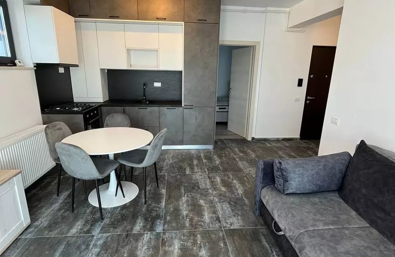 Долгосрочная аренда 2-комнатной квартиры, 55 м², в районе Мамая, Констанца, Румыния