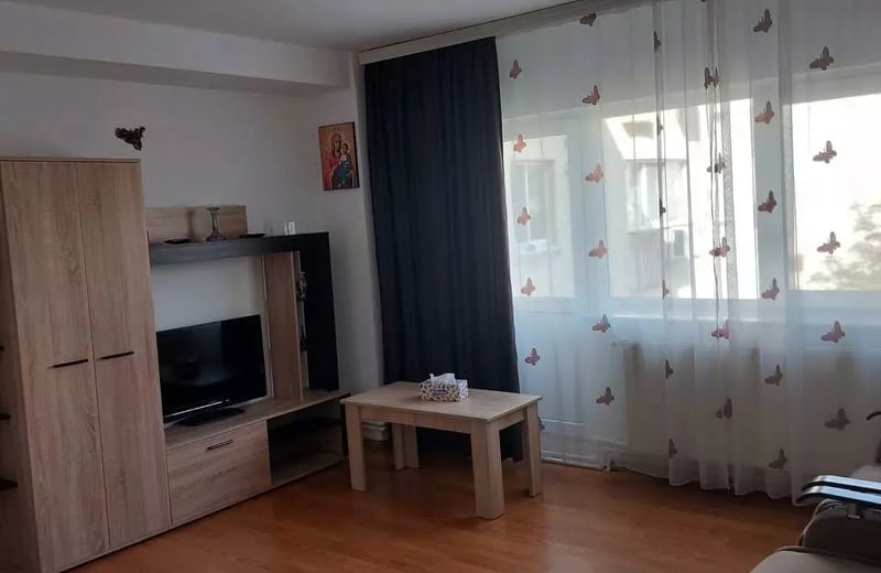 Location longue durée d’un appartement 2 pièces, 65 m², dans le quartier Faleza Nord, Constanța, Roumanie