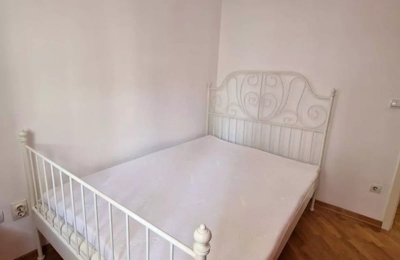 Location longue durée d’un appartement de 3 pièces, 62 m², dans le quartier Zvezdara, Belgrade, Serbie