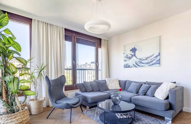 Alquiler a largo plazo de un piso de 3 habitaciones, 63 m², Wola, Varsovia, Polonia