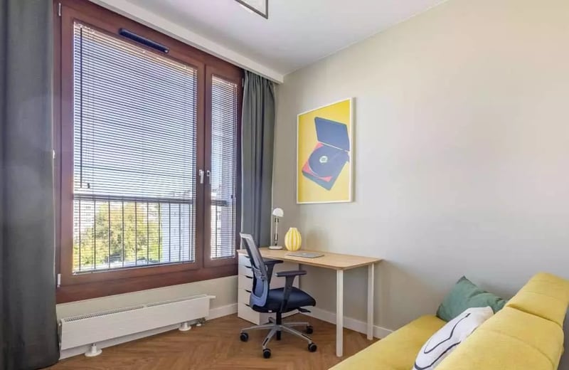 Alquiler a largo plazo de un piso de 3 habitaciones, 63 m², Wola, Varsovia, Polonia