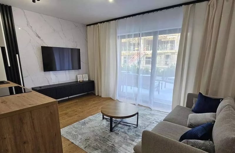 Langzeitmiete einer 2-Zimmer-Wohnung, 44 m², im Stadtteil Kleczków, Breslau, Polen