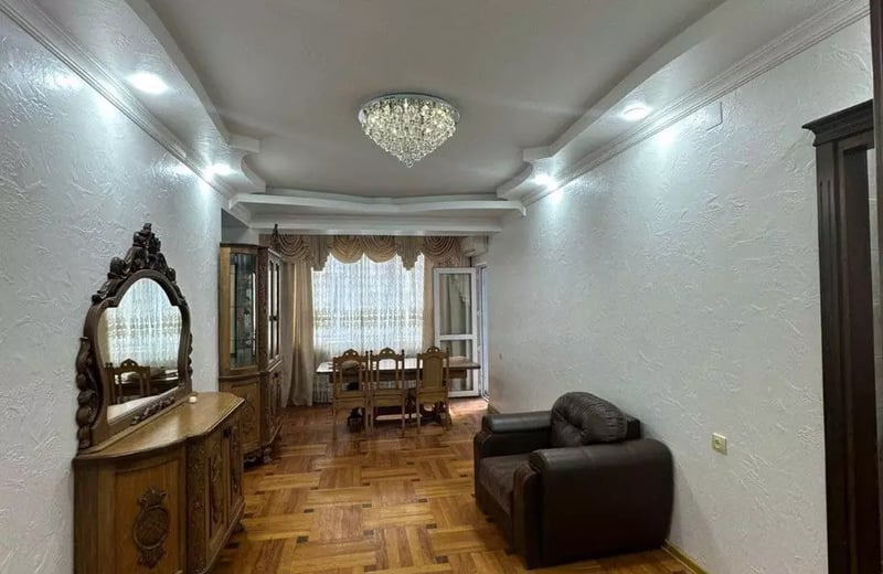 Долгосрочная аренда квартиры, 140 м², Батуми, Грузия