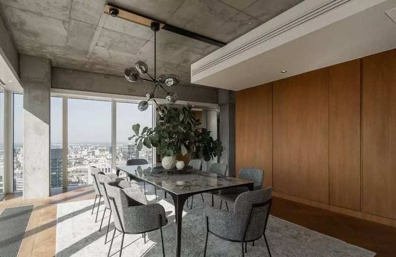 Long-term rental of an apartment, 236 m², in Śródmieście district, Warsaw, Poland