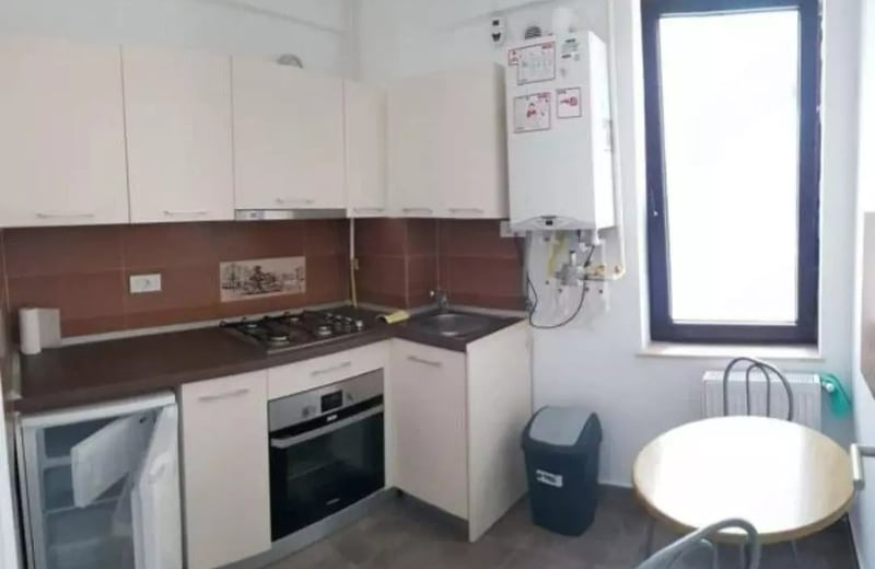 Alquiler a largo plazo de un piso de 1 habitación, 45 m², en el distrito de Faleza Nord, Constanza, Rumanía