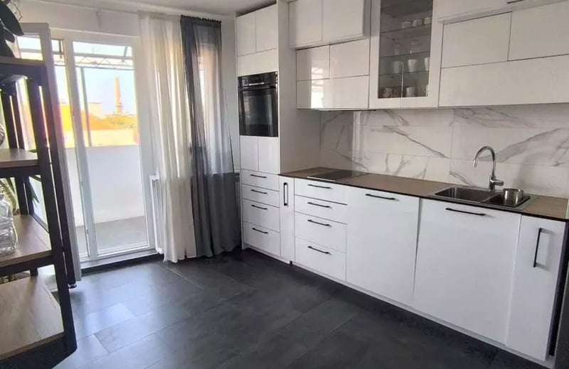 Долгосрочная аренда 2-комнатной квартиры, 62 м², в центре, Белград, Сербия