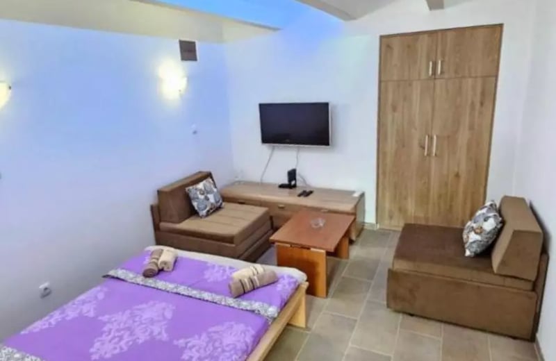 Long-term rental of a 1-room apartment, 25 m², in Zemun, Belgrade, Serbia