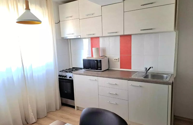 Langzeitmiete einer 1-Schlafzimmer-Wohnung im Stadtteil Sector 3, Bukarest, Rumänien